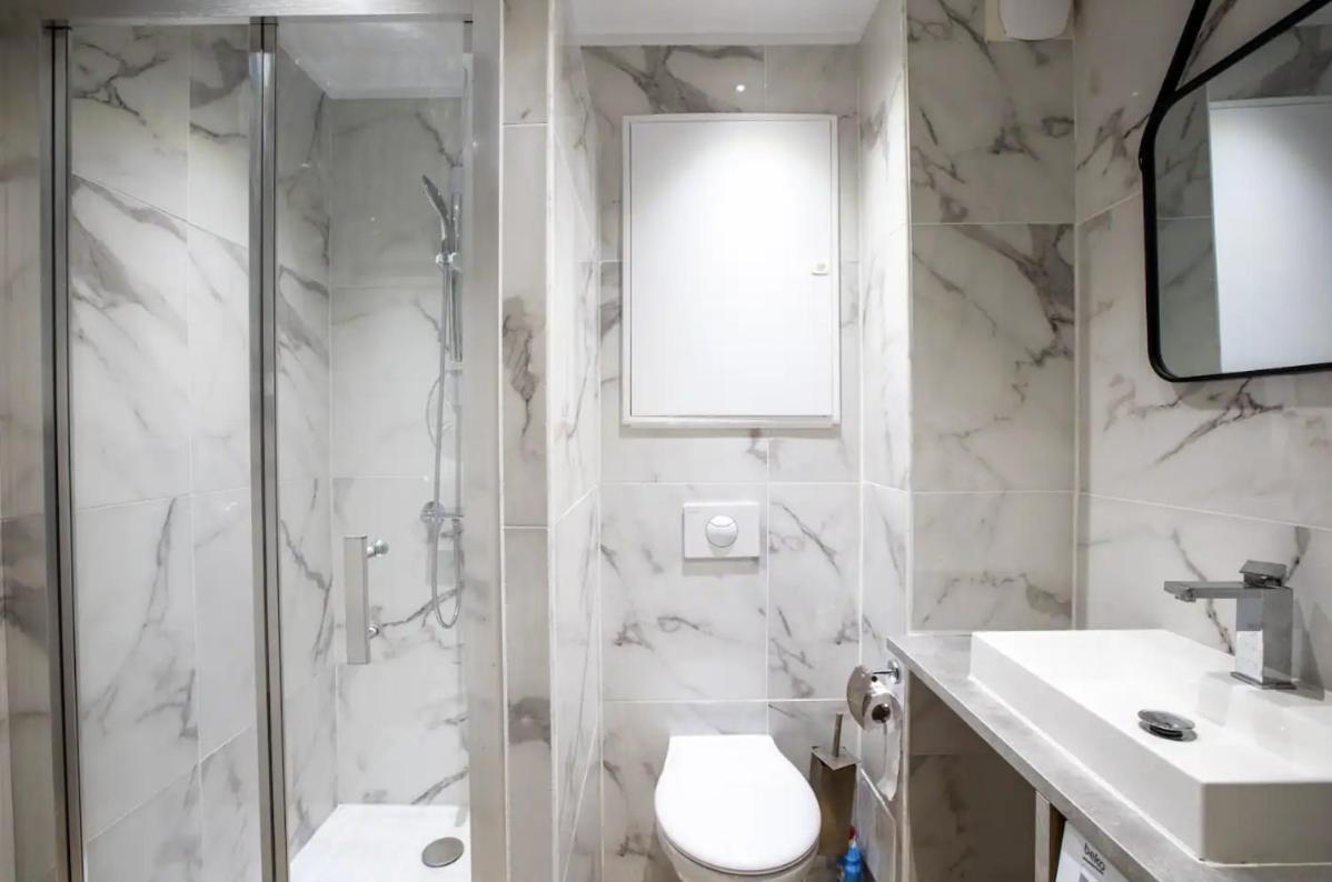 Studio Terrasse & Parking Gratuit En Residence 尼姆 外观 照片
